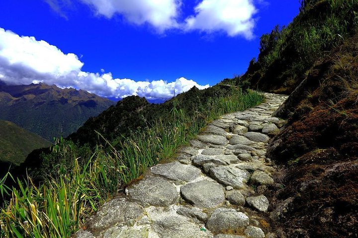 Chemin Inca 2 jours 1 nuit camping altitude Sun Gate Machu Picchu