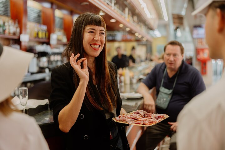 Food tour au marché Santa Caterina El Born Barcelone avec guide local