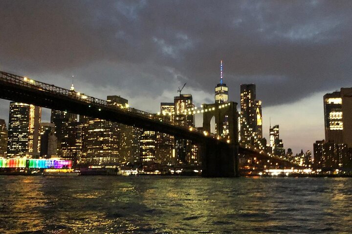 Croisière privée de luxe autour de Manhattan — bateau 30 pieds sur l'Hudson River