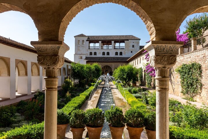 Gruppenführung Alhambra Nasridenpaläste Granada max 25 Personen