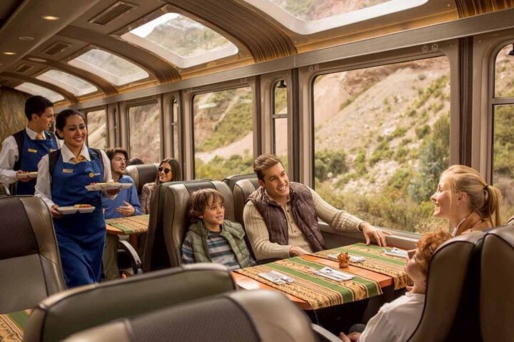 Excursion journée complète Machu Picchu en train Vistadome depuis Cusco