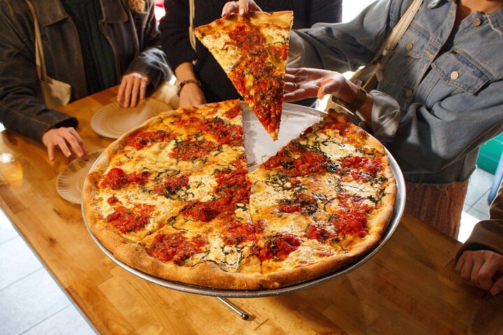 Food tour Greenwich Village New York, bagel et pizza Bleecker Street avec Washington Square Park