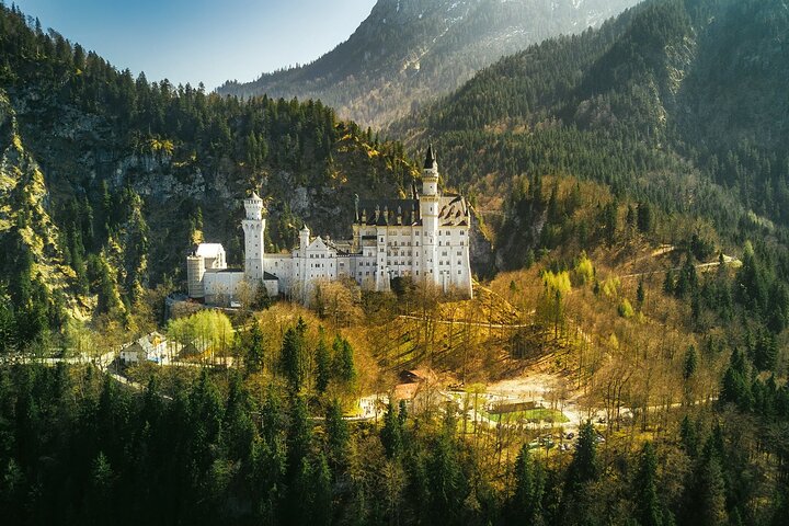 Visita sin cola Neuschwanstein desde Hohenschwangau autobús Puente de María