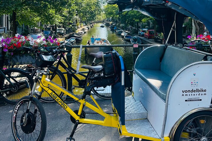 Visite Amsterdam en rickshaw pedicab électrique privé 75 minutes Jordaan centre historique