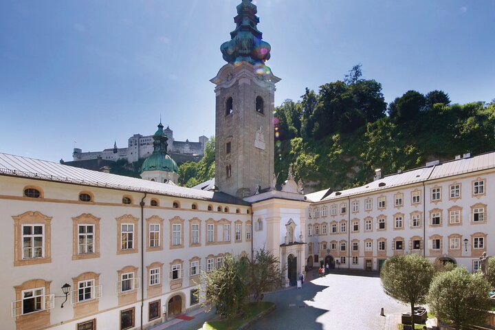Salle romane de l'Abbaye Saint-Pierre de Salzbourg, concert de sonates pour violon de Mozart
