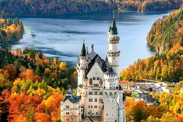 Visita privada sin cola Neuschwanstein desde Füssen o Hohenschwangau grupo exclusivo