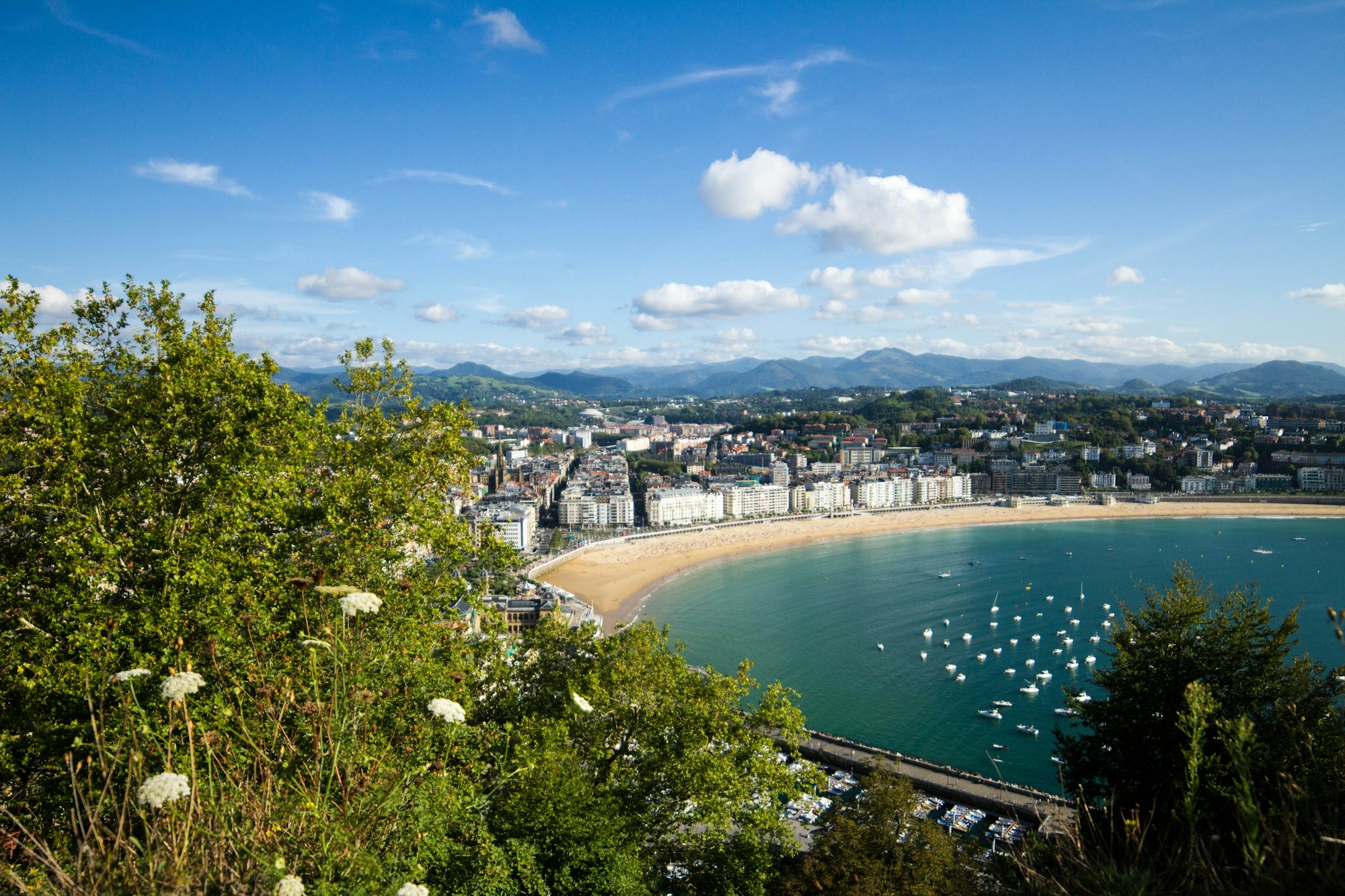 Baia di San Sebastián (Donostia), sulla costa basca spagnola