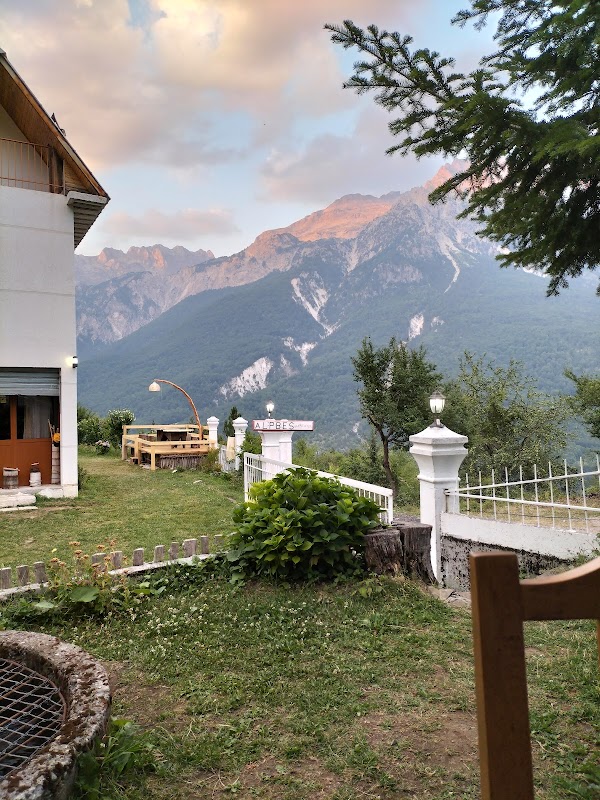 Alpbes Theth Guesthouse – Alpbes Theth Guesthouse, Theth, Albanie (photo 1)