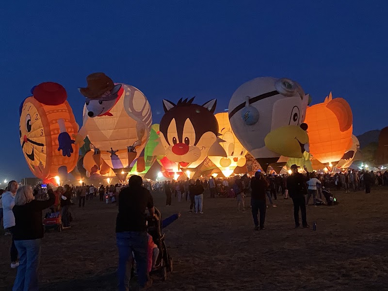 Balloon Fiesta - Special Shape Glowdeo – 4401 Alameda Blvd NE, Albuquerque, NM 87113, États-Unis (photo 3)