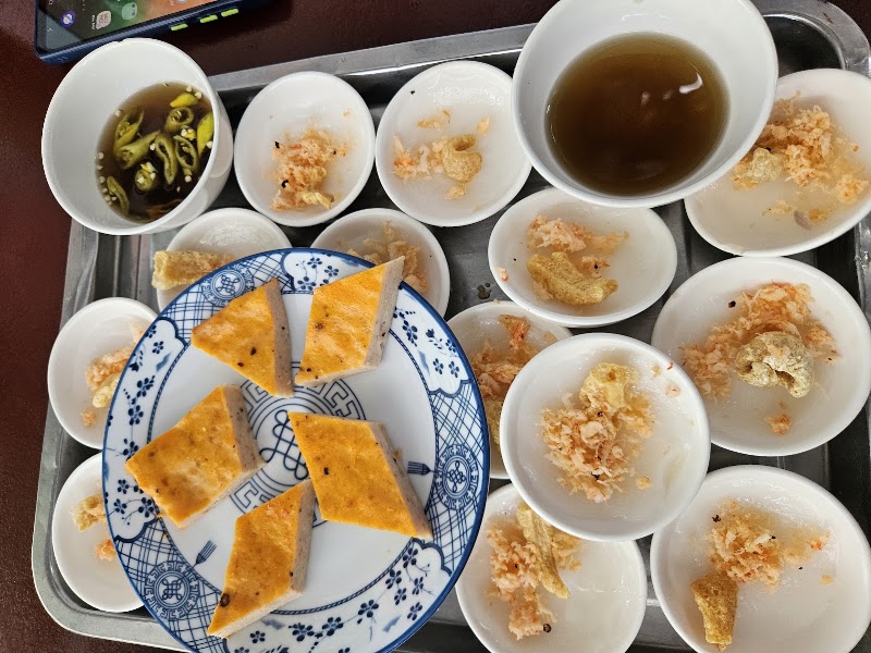 Bánh Bèo Nậm Lọc Bà Đỏ – 8 Nguyễn Bỉnh Khiêm, Phú Xuân, Huế, Vietnam (photo 3)