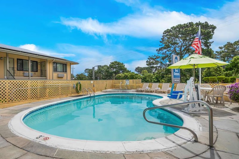 Best Western Park Crest Inn – 1100 Munras Avenue (photo 3)