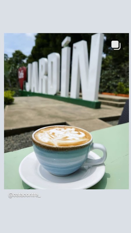Café Jardín – Parque Principal, Jardín, Antioquia, Colombie (photo 2)