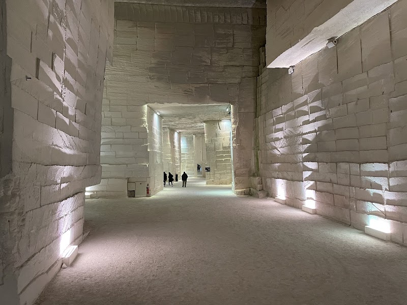 Carrières des Lumières – Route de Maillane, 13520 Les Baux-de-Provence, France (photo 3)