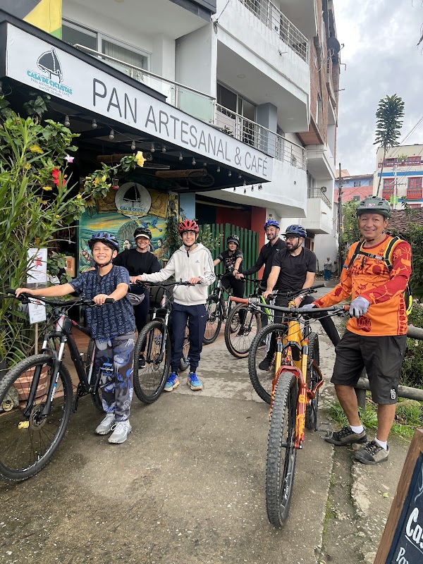 Casa de Ciclistas Guatapé – Cl. 32 #28-91, Guatapé, Antioquia, Colombie (photo 3)