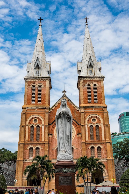 Cathédrale Notre-Dame de Saïgon – 01 Công trường Công xã Paris, Quận 1, Hồ Chí Minh 70000, Vietnam (photo 1)