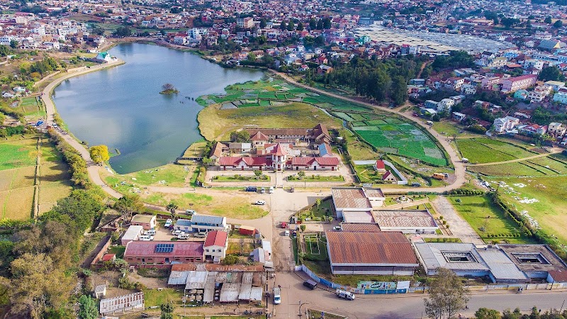 Centre Thermal d'Antsirabe – Antsirabe 110, Madagascar (photo 3)