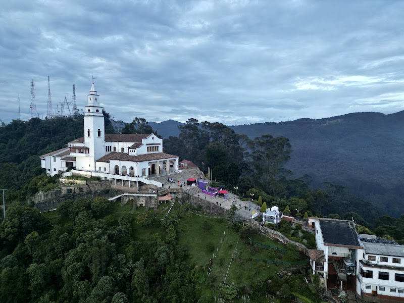 Cerro de Monserrate – Cerro de Monserrate, Bogotá, Colombie (photo 2)