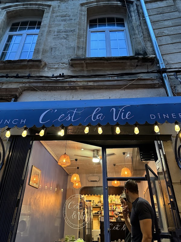 C'EST LA VIE – 37 Rue de la Saraillerie, 84000 Avignon, France (photo 1)