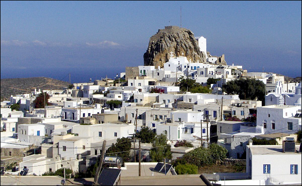 Chora et son Kastro – Chora, Amorgos 840 08 (photo 1)