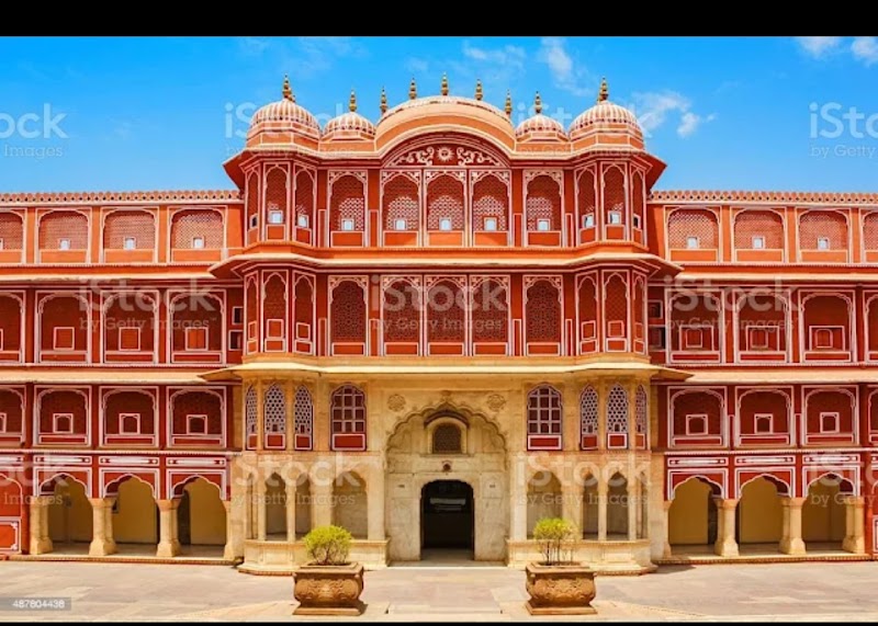City Palace de Jaipur – Gangori Bazaar, J.D.A. Market, Kanwar Nagar, Jaipur, Rajasthan 302002, India (photo 2)