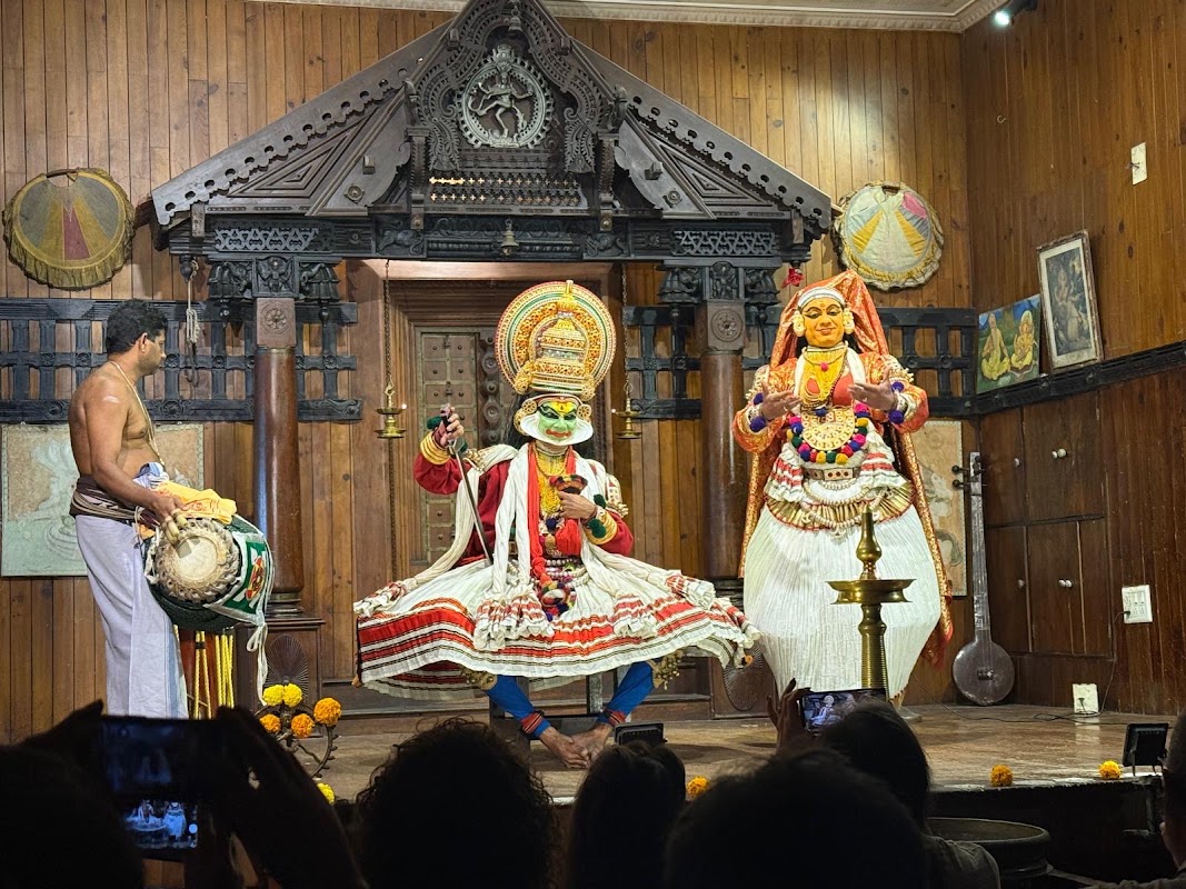 GREAT K V Kathakali centre. – KB Jacob Rd, Fort Nagar, Fort Kochi, Kochi, Kerala 682001, India (photo 1)