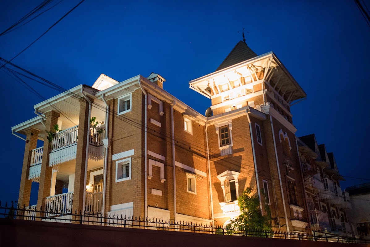Guest House Les 3 Metis – Centre ville Antaninandro, Antananarivo (photo 1)