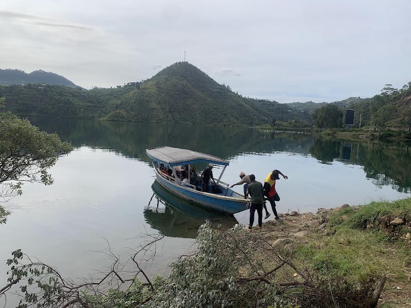 Kayak sur le lac Kivu – Rubavu Public Beach, Gisenyi (photo 3)