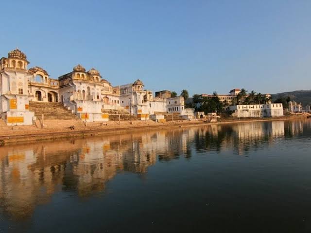 Lac sacre de Pushkar – Main Market Rd, Badi Basti, Pushkar, Rajasthan 305022, India (photo 1)