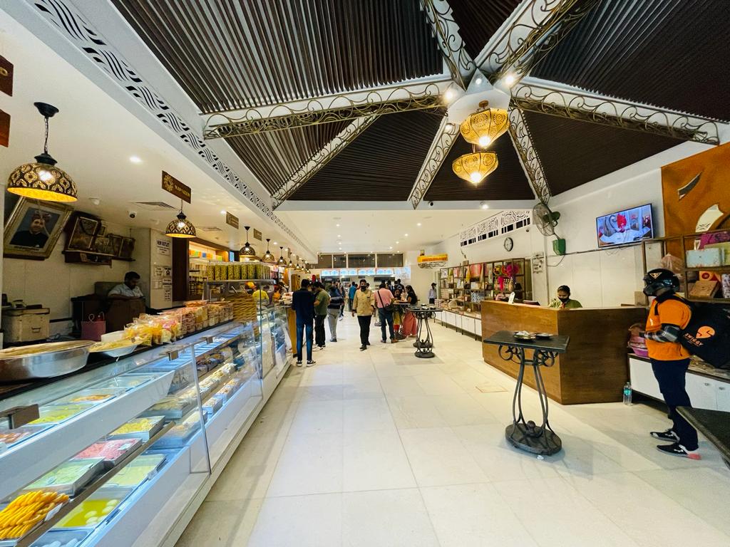 Laxmi Misthan Bhandar – 98-99, Johari Bazar Rd, Bapu Bazar, Jaipur 302003 (photo 1)
