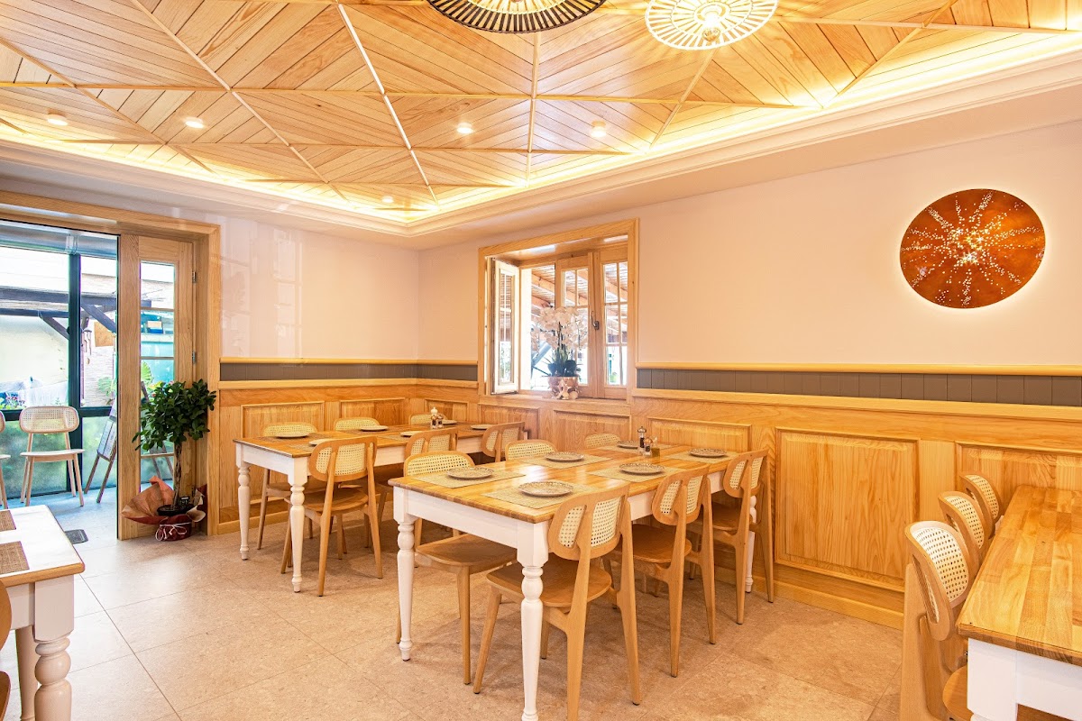 Lefteri's Tavern (poisson, Himarë) – SH8 Spile, Central Road, Himarë 9425, Albania (photo 1)