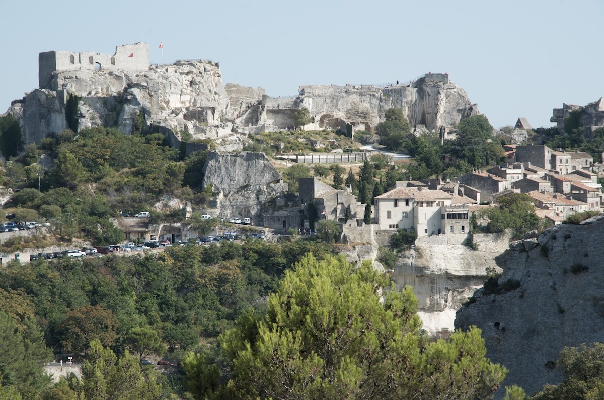 Les Baux-de-Provence – 13520 Les Baux-de-Provence, France (photo 1)