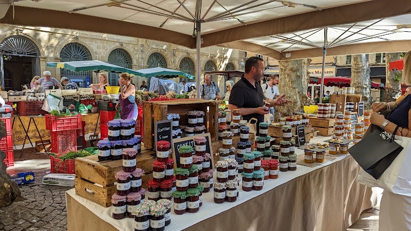 Marché provençal d'Aix (place Richelme) – Pl. Richelme, 13100 Aix-en-Provence, France (photo 3)