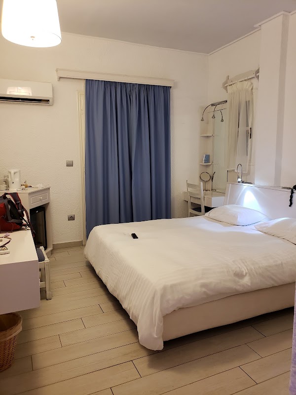 Massage sportif de recuperation – Spa Aegialis, Aegiali, Amorgos (photo 2)