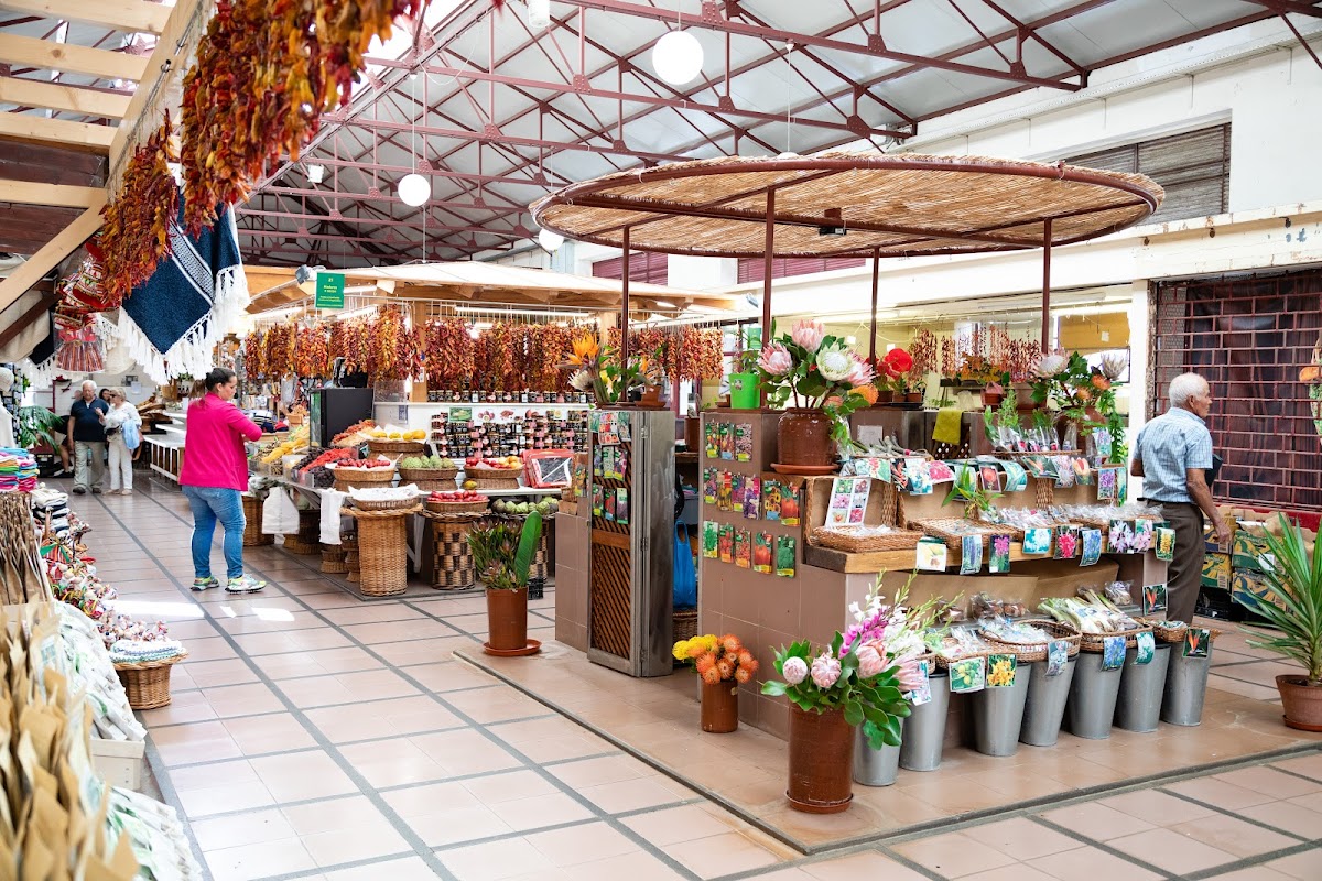 Mercado dos Lavradores – Largo dos Lavradores, 9060-158 Funchal, Portugal (photo 1)
