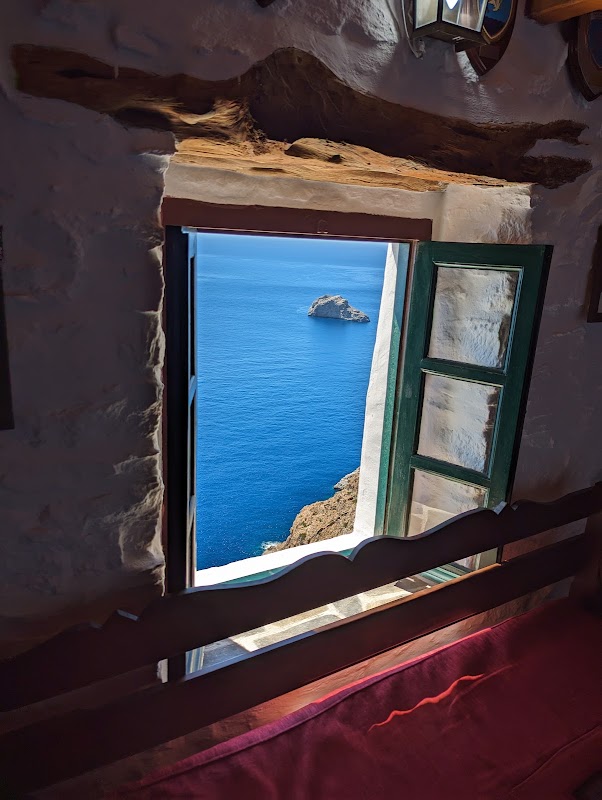 Monastere de Hozoviotissa – Amorgos 840 08 (photo 3)