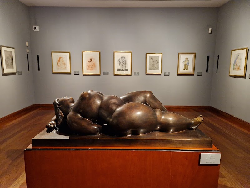 Museo Botero – Cl. 11 #4-41, La Candelaria, Bogotá, Colombie (photo 3)