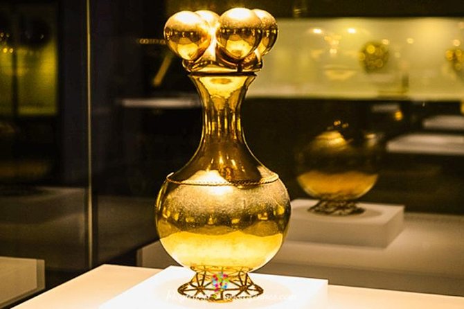 Museo del Oro – Cra. 6 #15-88, La Candelaria, Bogotá, Colombie (photo 3)
