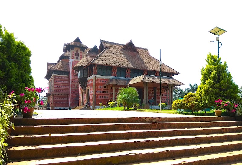 Napier Museum – LMS Vellayambalam Rd, near Museum Junction, Kanaka Nagar, Nanthancodu, Thiruvananthapuram, Kerala 695033, India (photo 2)