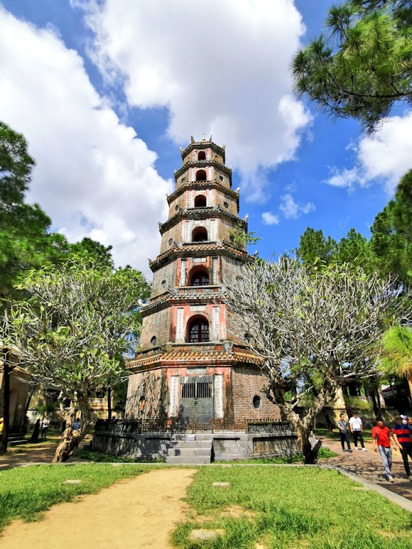 Pagode de la Dame céleste – Kim Long, Hue, Vietnam (photo 1)