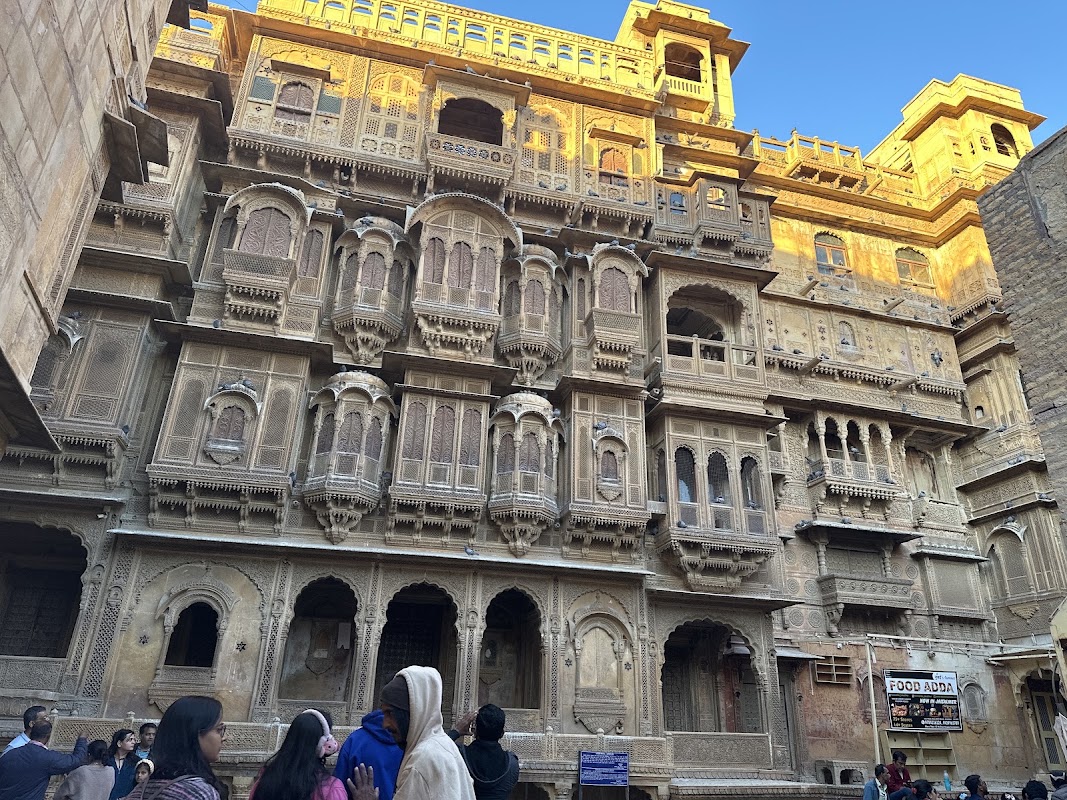 Patwon ki Haveli – No. 3129, Opposite Choora Paada, Amar Sagar Pol, Jaisalmer, Rajasthan 345001, India (photo 1)