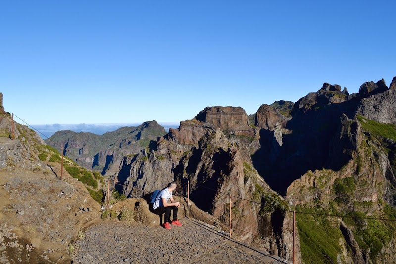 Pico do Arieiro vers Pico Ruivo (PR1) – Pico do Arieiro, 9030, Portugal (photo 3)