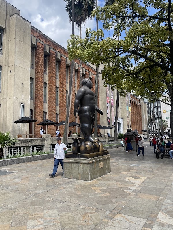 Plaza Botero – Cra. 52 #52, La Candelaria, Medellín, Colombie (photo 2)