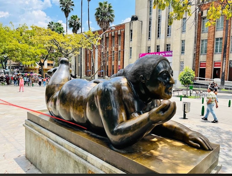 Plaza Botero – Cra. 52 #52, La Candelaria, Medellín, Colombie (photo 3)