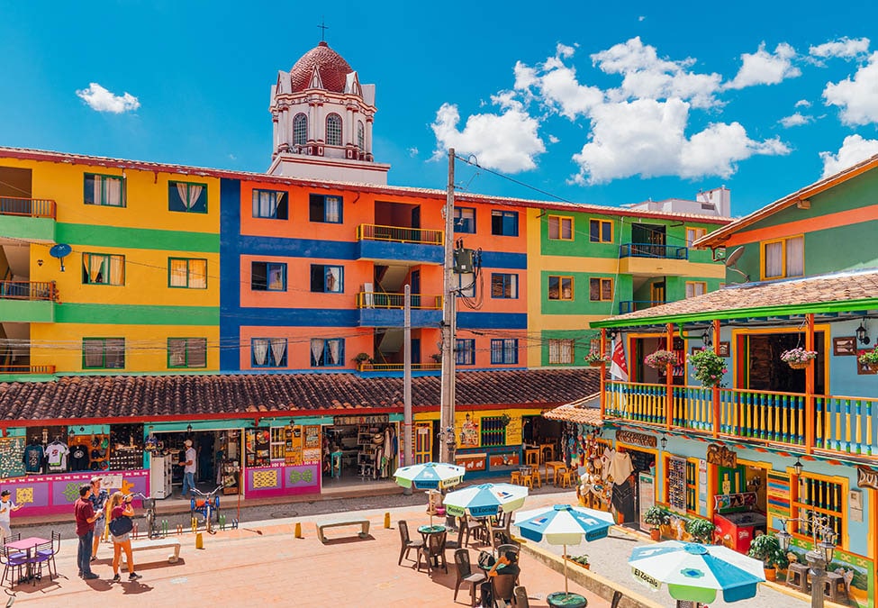 Plazoleta de los Zócalos – Plazoleta de los Zócalos, Guatapé, Antioquia, Colombie (photo 1)