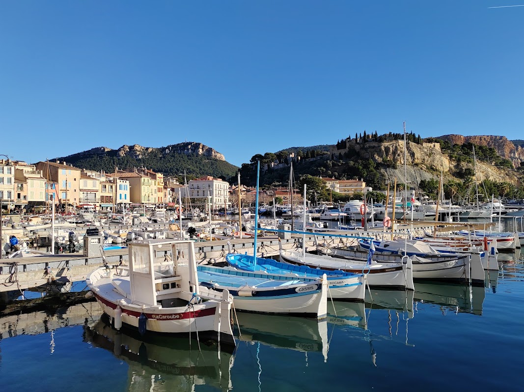 Port de Cassis – Quai des Moulins, 13260 Cassis, France (photo 1)