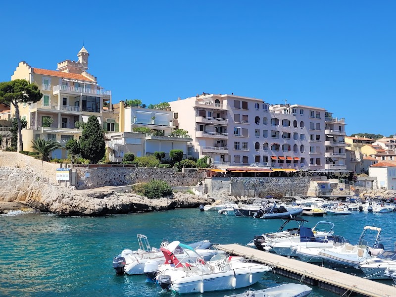 Port de Cassis – Quai des Moulins, 13260 Cassis, France (photo 2)