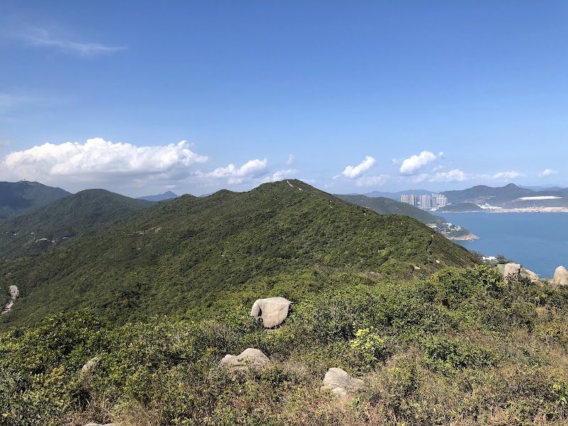 Randonnée du Dragon's Back & Big Wave Bay – Hong Kong Trail Sec. 8, Shek O, Hong Kong (photo 2)