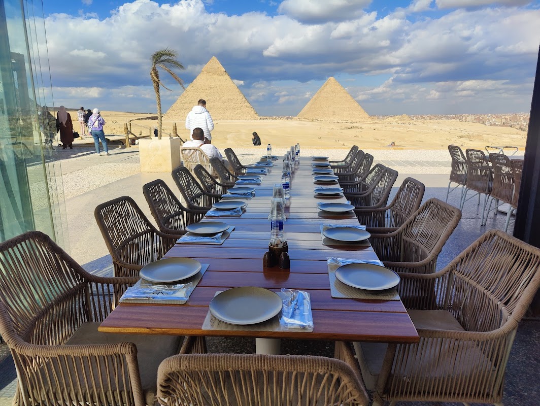 Restaurant Pyramids – Hadayek Al Ahram, Giza, Égypte (photo 1)