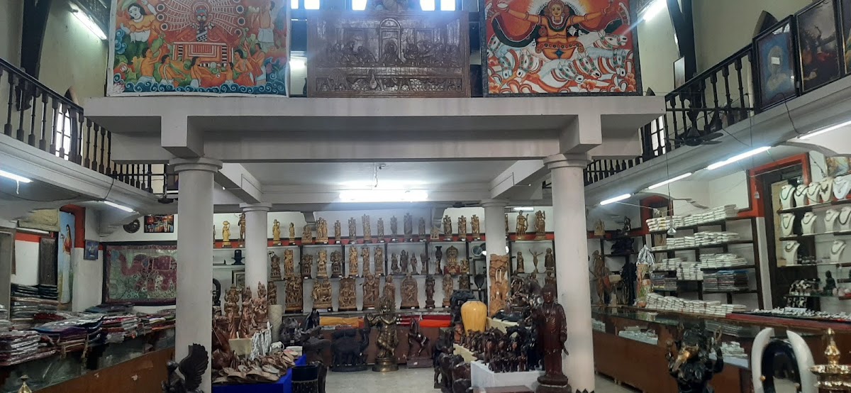 SMSM Institute - Govt. Handicraft Emporium – Press Club Rd, near YMCA, Statue, Palayam, Thiruvananthapuram, Kerala 695001, India (photo 1)