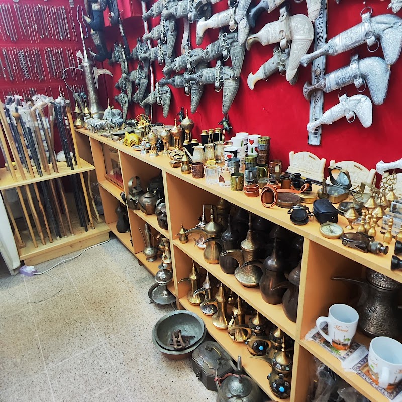 Souk de Nizwa – Nizwa Central Souq, Nizwa, Oman (photo 3)